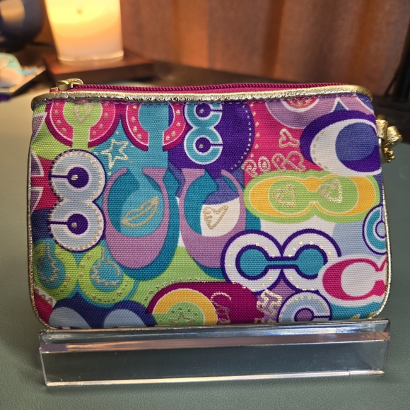 COACH EUC Poppy Graffiti Y2K Wristlet - Picture 4 of 8